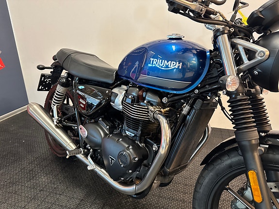 Triumph Street Twin *** SERVICE/GARANTI *** 12 of 30