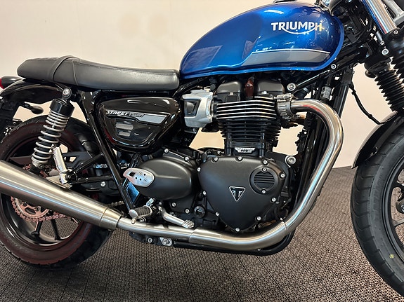 Triumph Street Twin *** SERVICE/GARANTI *** 10 of 30
