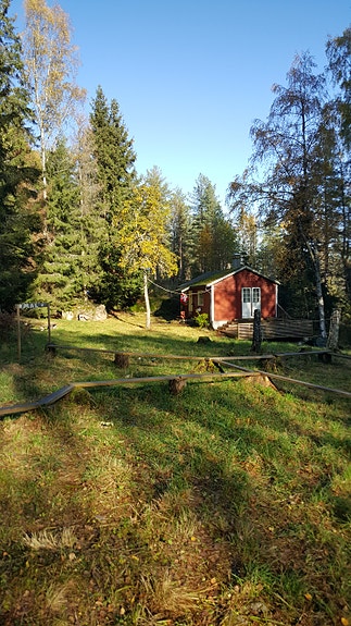 Rødhytta vår i Hallenskog