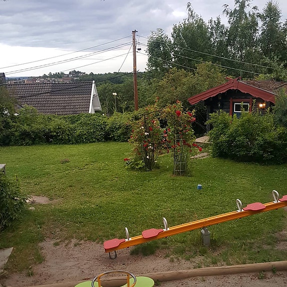Hage og stabburet