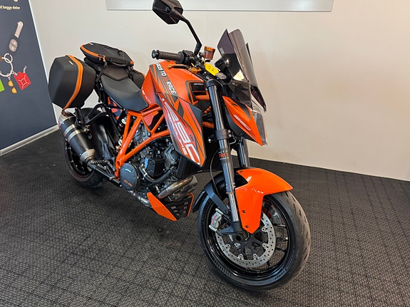 KTM 1290 Superduke R *** NYTT BAKDEKK * SERVICE/GARANTI *** 9 of 30