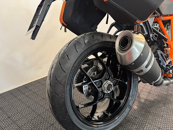 KTM 1290 Superduke R *** NYTT BAKDEKK * SERVICE/GARANTI *** 30 of 30