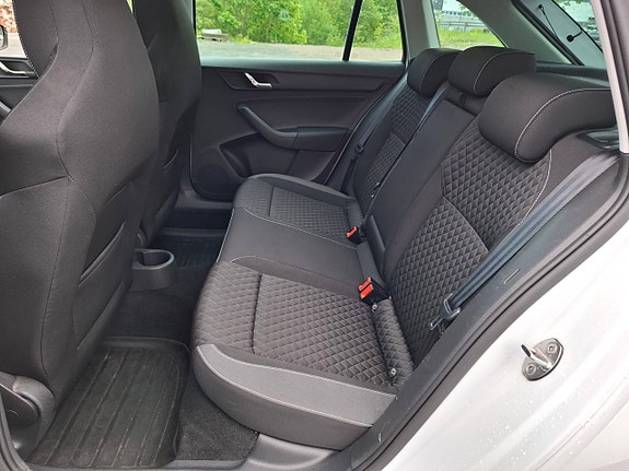 Skoda Rapid 22 of 23