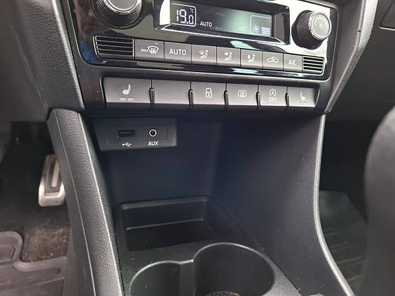 Skoda Rapid 19 of 23