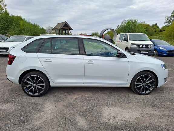Skoda Rapid 8 of 23