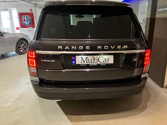 Land Rover Range Rover 5 of 5