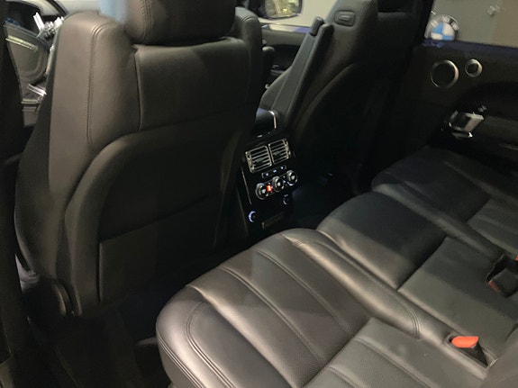 Land Rover Range Rover 8 of 17