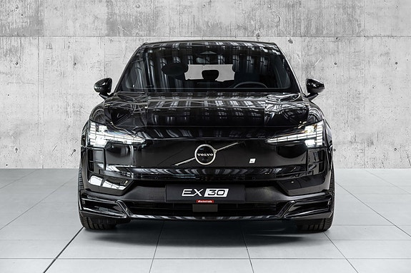 Volvo EX30 3 of 27