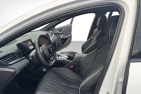 BYD Seal 9 of 19