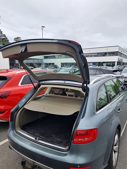 Audi A4 allroad 5 of 5