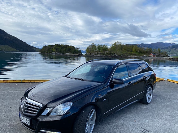 Mercedes-Benz E350 6 of 24