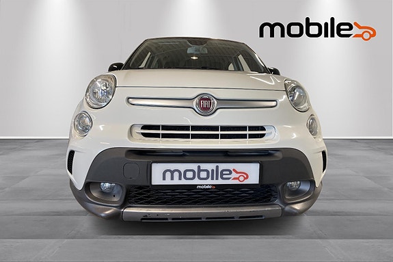 Fiat 500L 18 of 26