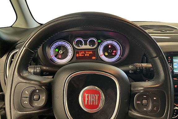 Fiat 500L 9 of 26