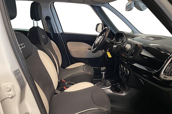 Fiat 500L 23 of 26