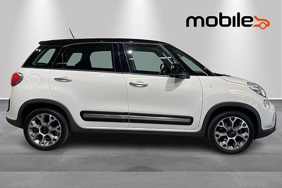 Fiat 500L 2 of 26