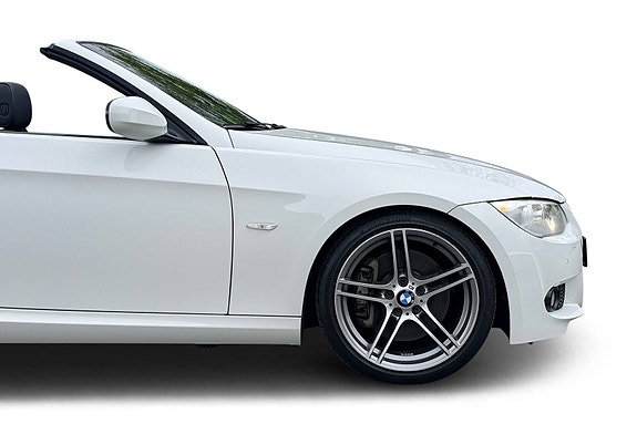 BMW 335i 7 of 30