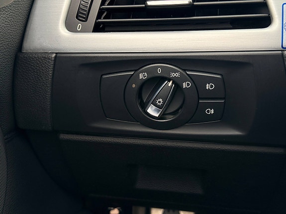 BMW 335i 28 of 30