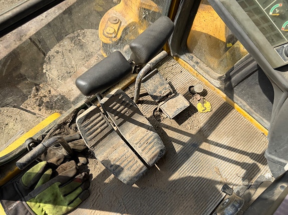 Komatsu PC95 12 of 30