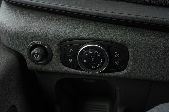Ford Transit 23 of 25