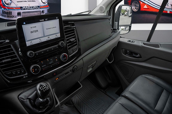 Ford Transit 18 of 25