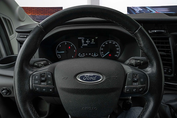 Ford Transit 15 of 25