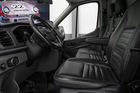 Ford Transit 13 of 25