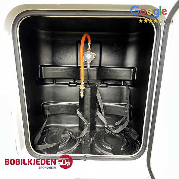 Roller Team Kronos 230 TL || 620cm | Senkeseng | Solcelle | 170hk | R.kam | Truma Combi | Vektsertifikat 21 of 30