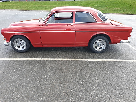 Volvo Amazon 3 of 5