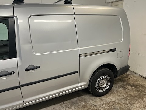 Volkswagen Caddy Maxi 8 of 25