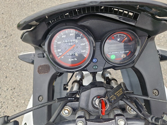 Honda CBF 125 5 of 7
