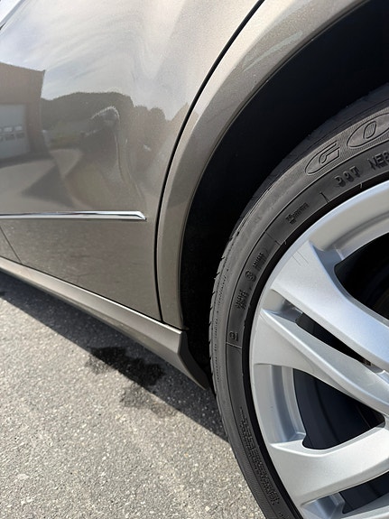 Mercedes-Benz E250 12 of 30