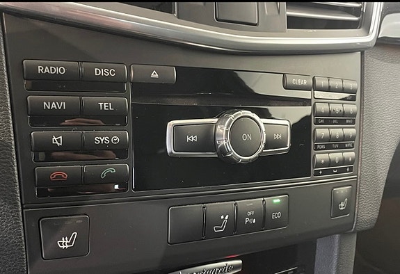 Mercedes-Benz E250 28 of 30