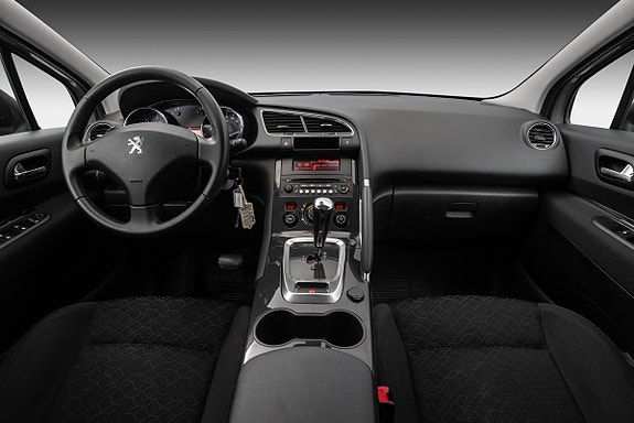 Peugeot 3008 16 of 24