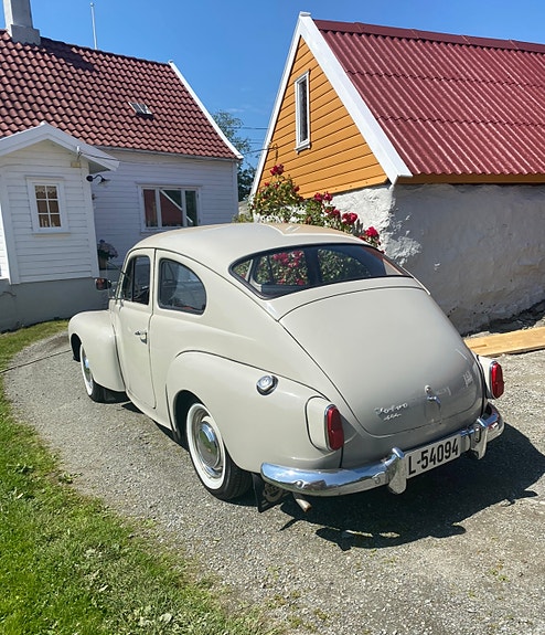 Volvo PV 2 of 16