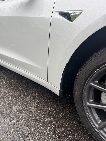 Tesla Model 3 5 of 13