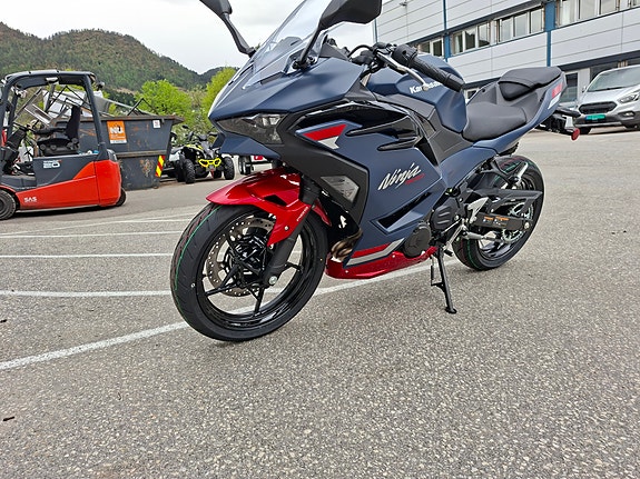 Kawasaki Ninja 500 SE 5 of 12