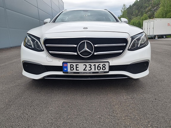 Mercedes-Benz E-Klasse 8 of 30