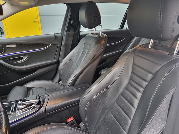 Mercedes-Benz E-Klasse 21 of 30
