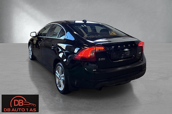 Volvo S60 5 of 5