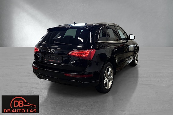 Audi Q5 4 of 5