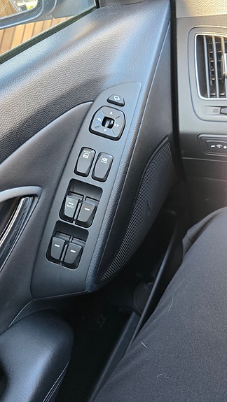 Hyundai ix35 10 of 30