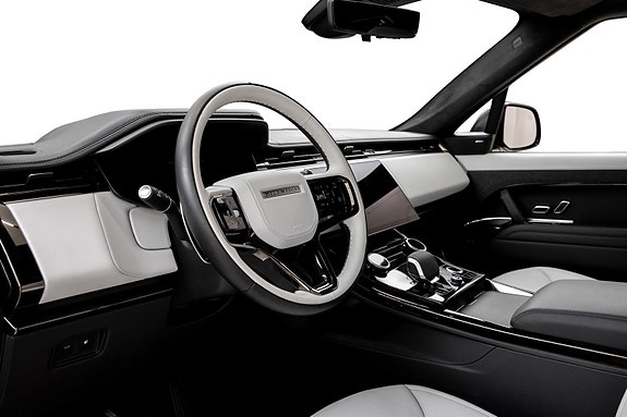 Land Rover Range Rover Sport 6 of 30