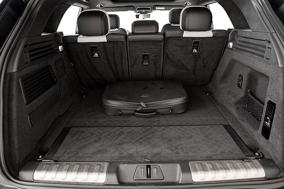 Land Rover Range Rover Sport 26 of 30
