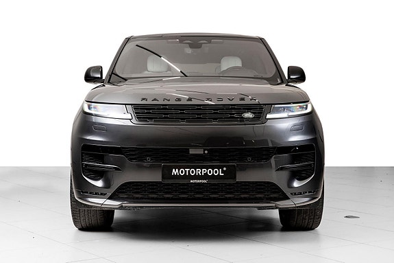 Land Rover Range Rover Sport 4 of 30
