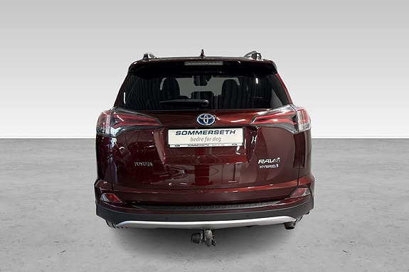 Toyota RAV4 8 hos Sommerseth