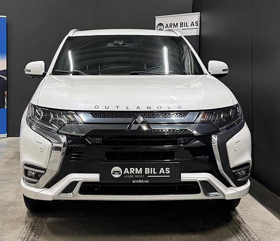 Mitsubishi Outlander 2 of 30