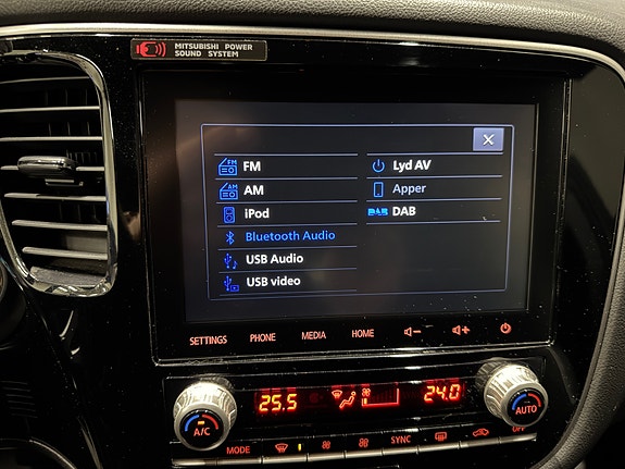 Mitsubishi Outlander 22 of 30