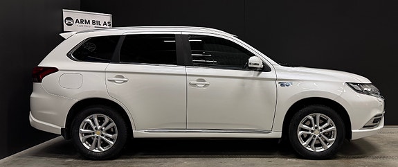 Mitsubishi Outlander 4 of 30
