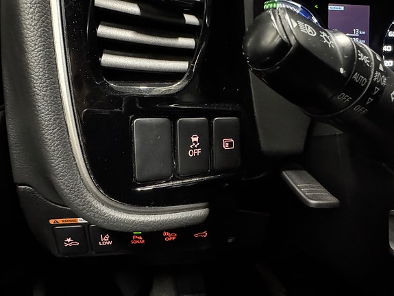 Mitsubishi Outlander 27 of 30