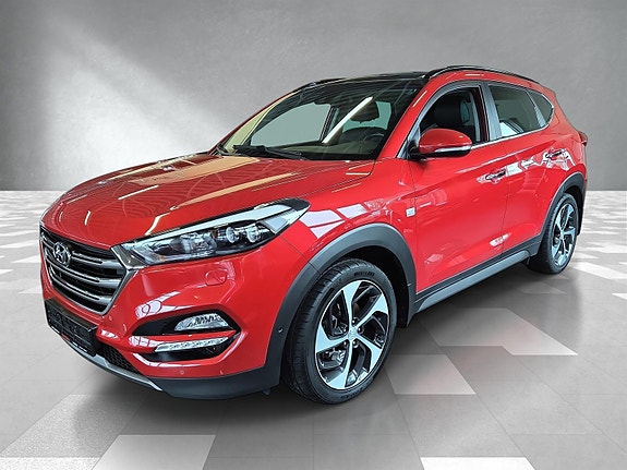 Hyundai Tucson 2 of 5